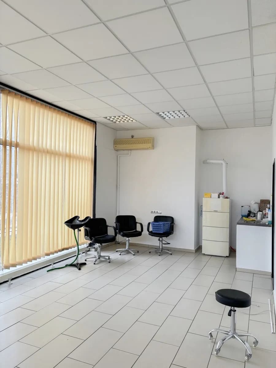 Gewerbeimmobilie kaufen in Baden – 60 m², € 73.000 – Bild 3 von 6