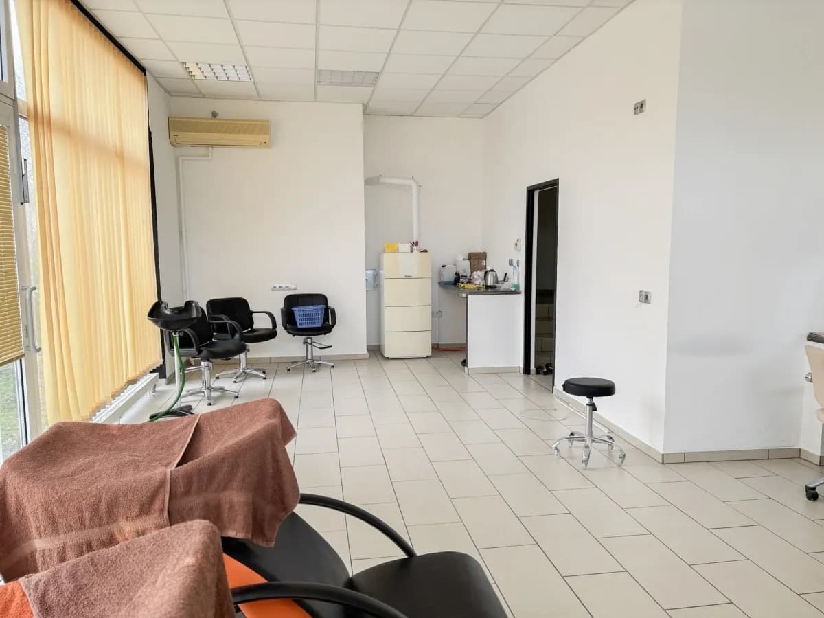 Gewerbeimmobilie kaufen in Baden – 60 m², € 73.000 – Bild 5 von 6
