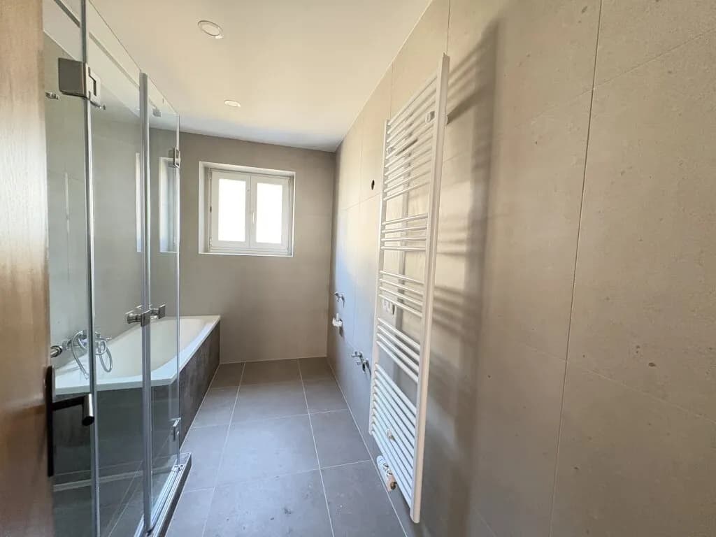 2-Zimmer-Wohnung mieten in Baden – 74,22 m², € 1.099 – Bild 8 von 9