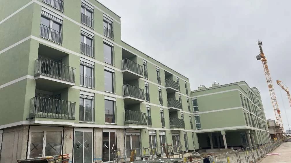 Gewerbeimmobilie mieten in Wien – 835 m², € 10.100