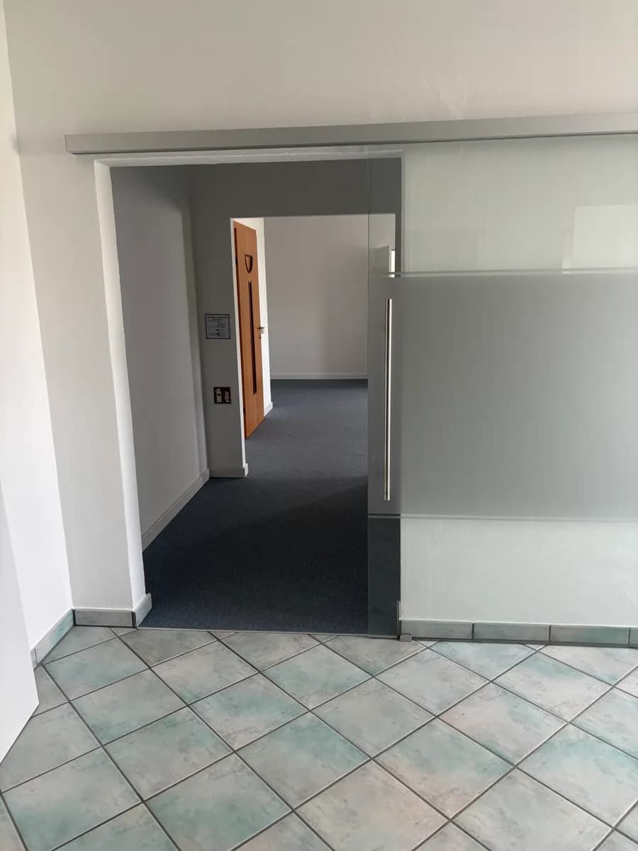 Gewerbeimmobilie mieten in Wels-Land – 63 m², € 1.574 – Bild 6 von 16