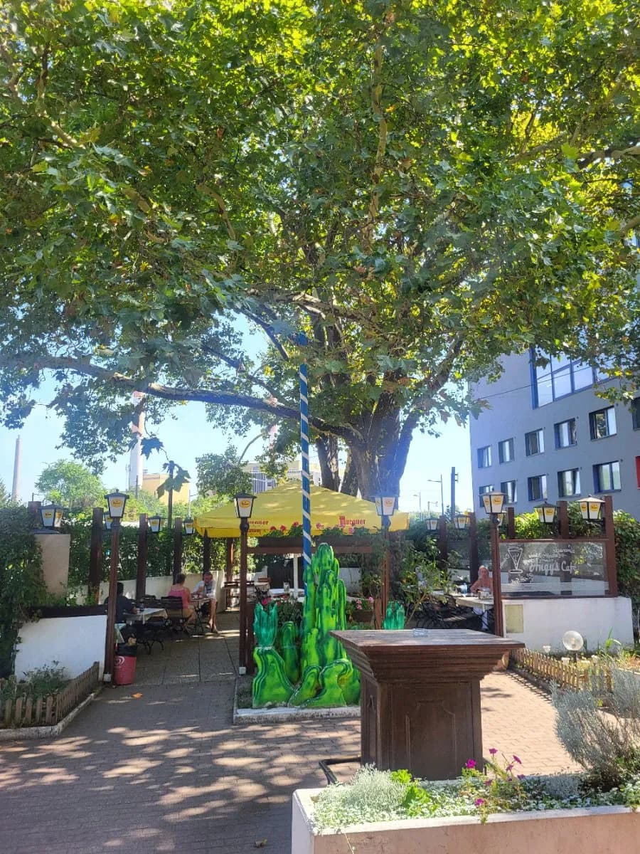 7-Zimmer-Gewerbeimmobilie mieten in Wien – 200 m², € 1.980 – Bild 6 von 6