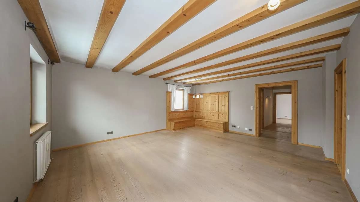 3-Zimmer-Wohnung mieten in Kitzbühel – 75 m², € 2.110 – Bild 3 von 12