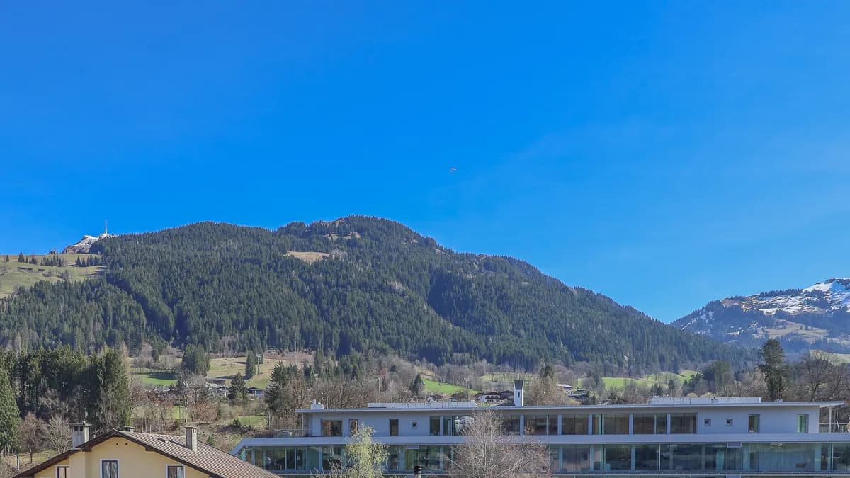 11-Zimmer-Gewerbeimmobilie kaufen in Kitzbühel – 246 m², € 990.000 – Bild 10 von 13