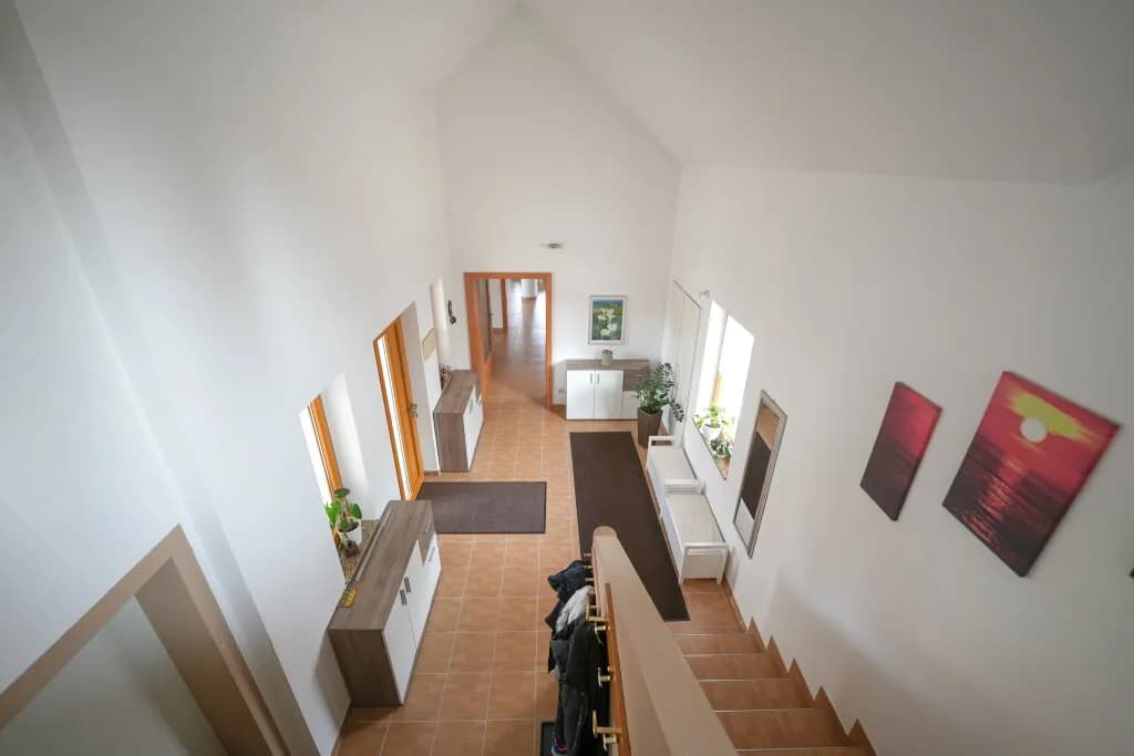 5-Zimmer-Gewerbeimmobilie kaufen in Wels – 184 m², € 698.000 – Bild 2 von 25