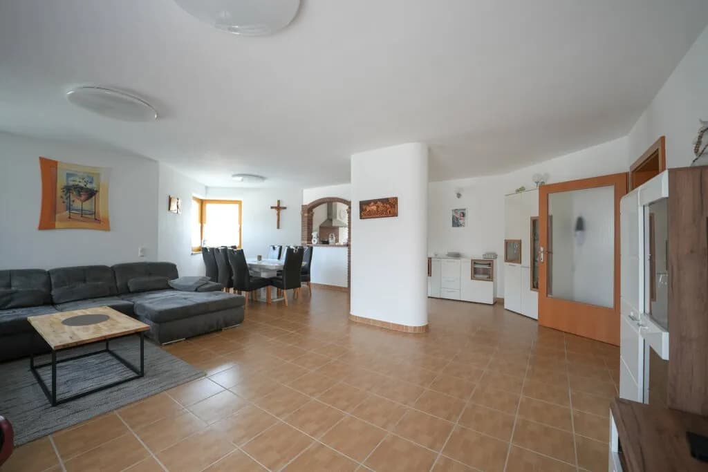 5-Zimmer-Gewerbeimmobilie kaufen in Wels – 184 m², € 698.000 – Bild 4 von 25