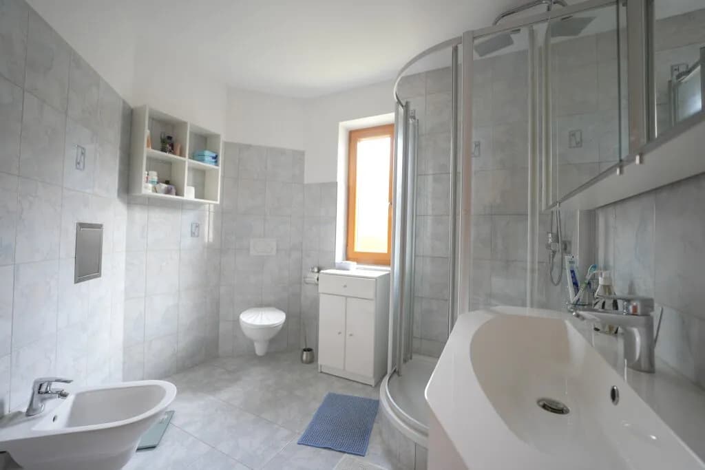 5-Zimmer-Gewerbeimmobilie kaufen in Wels – 184 m², € 698.000 – Bild 8 von 25