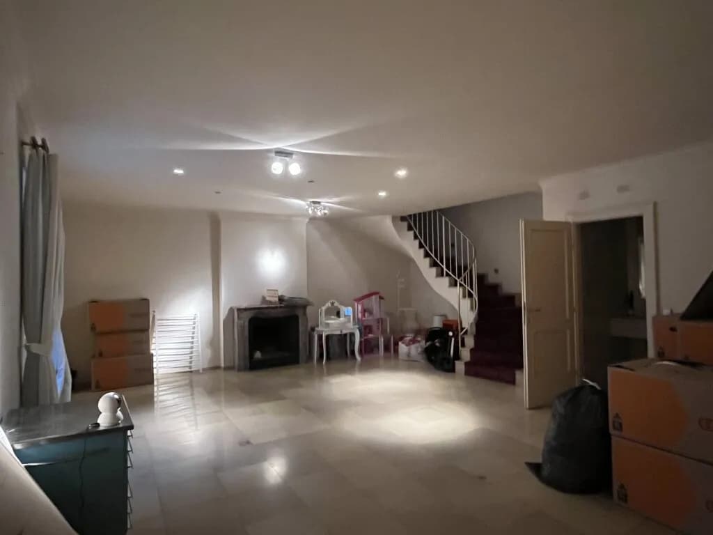 5-Zimmer-Wohnung mieten in Wien – 255,48 m², € 6.401 – Bild 2 von 23