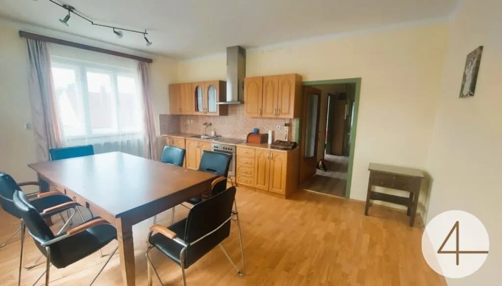 Haus kaufen in Zwettl – 240 m², € 136.000 – Bild 8 von 13