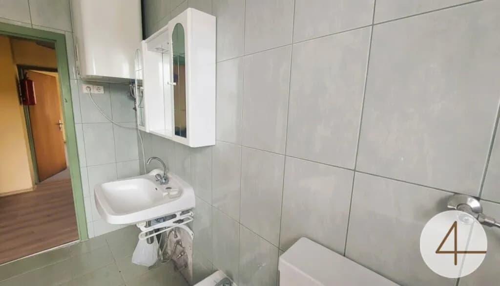 Haus kaufen in Zwettl – 240 m², € 136.000 – Bild 9 von 13