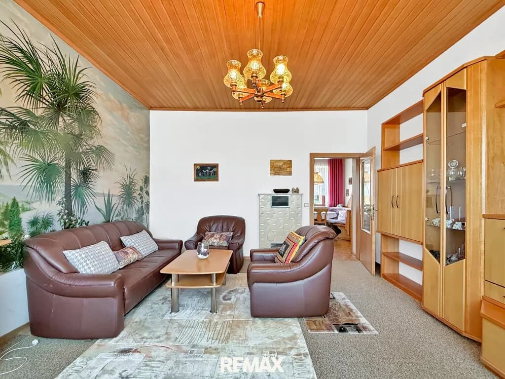 6-Zimmer-Haus kaufen in Wiener Neustadt Land – 136 m², € 378.000 – Bild 3 von 18