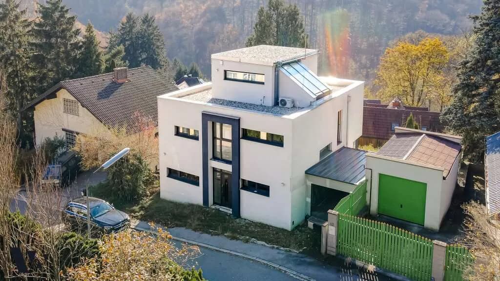 7-Zimmer-Haus kaufen in Wien – 281,32 m², € 1.195.000 – Bild 1 von 26