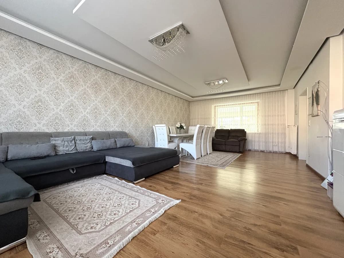 5-Zimmer-Haus kaufen in Gänserndorf – 307,28 m², € 279.000