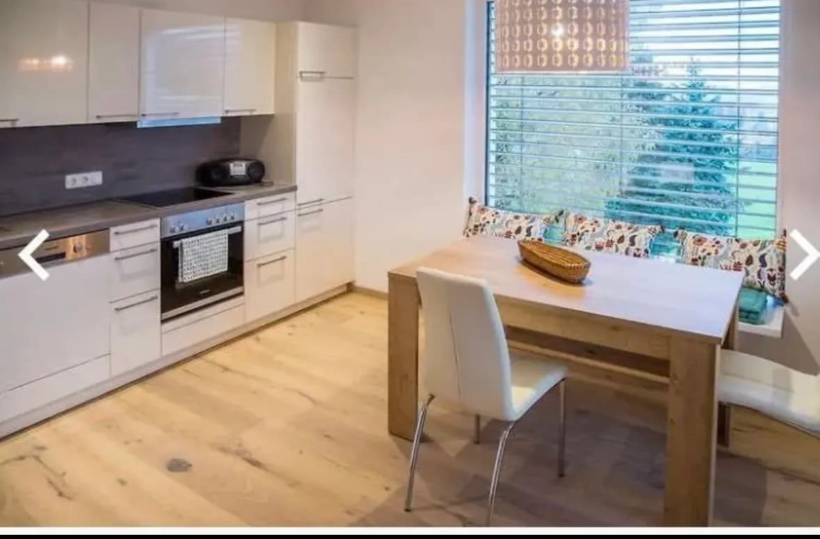 2-Zimmer-Wohnung mieten in Gmunden – 60 m², € 999 – Bild 2 von 8