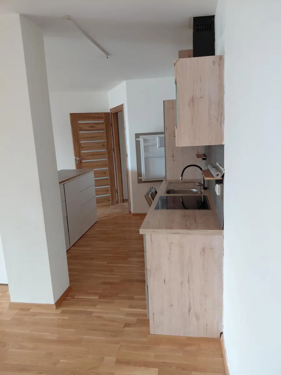 2-Zimmer-Wohnung mieten in Wien – 81 m², € 1.150 – Bild 2 von 14
