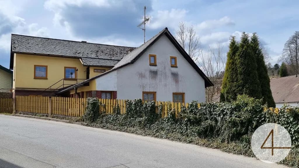 5-Zimmer-Haus kaufen in Gmünd – 306 m², € 99.000