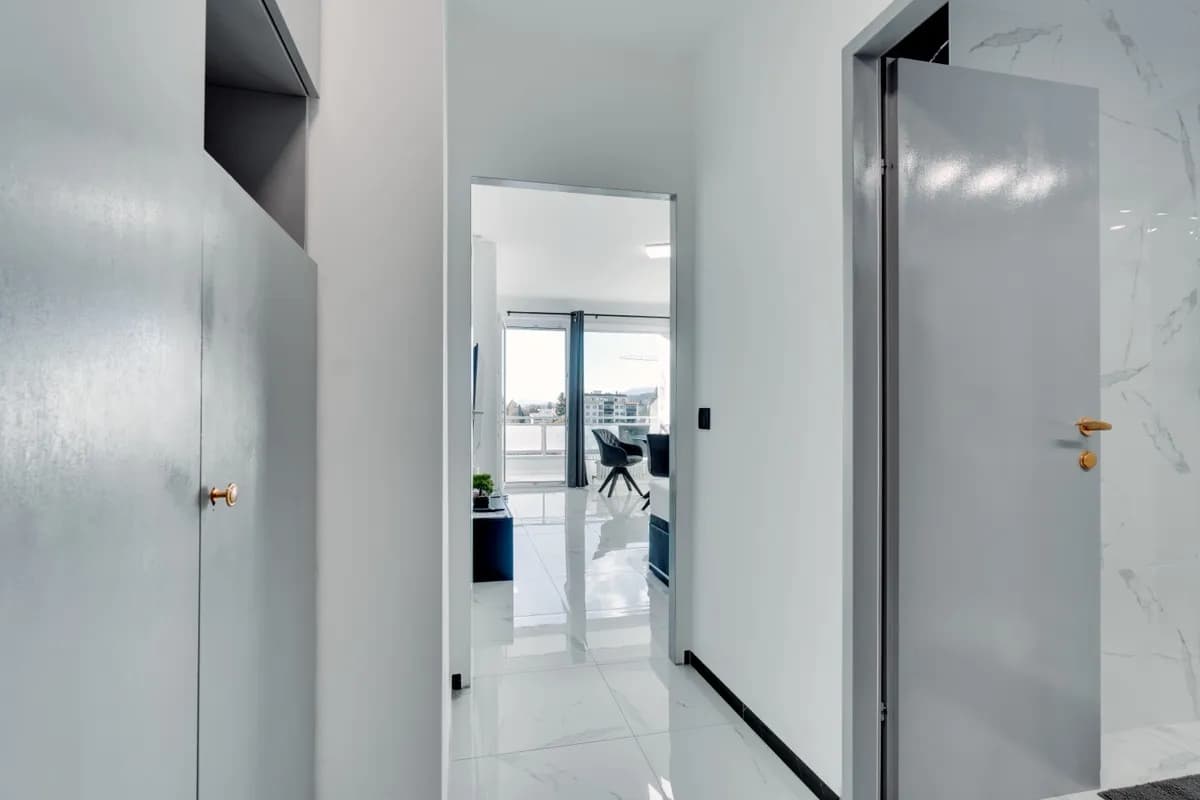 Wohnung mieten in Klagenfurt – 33 m², € 999 – Bild 2 von 17