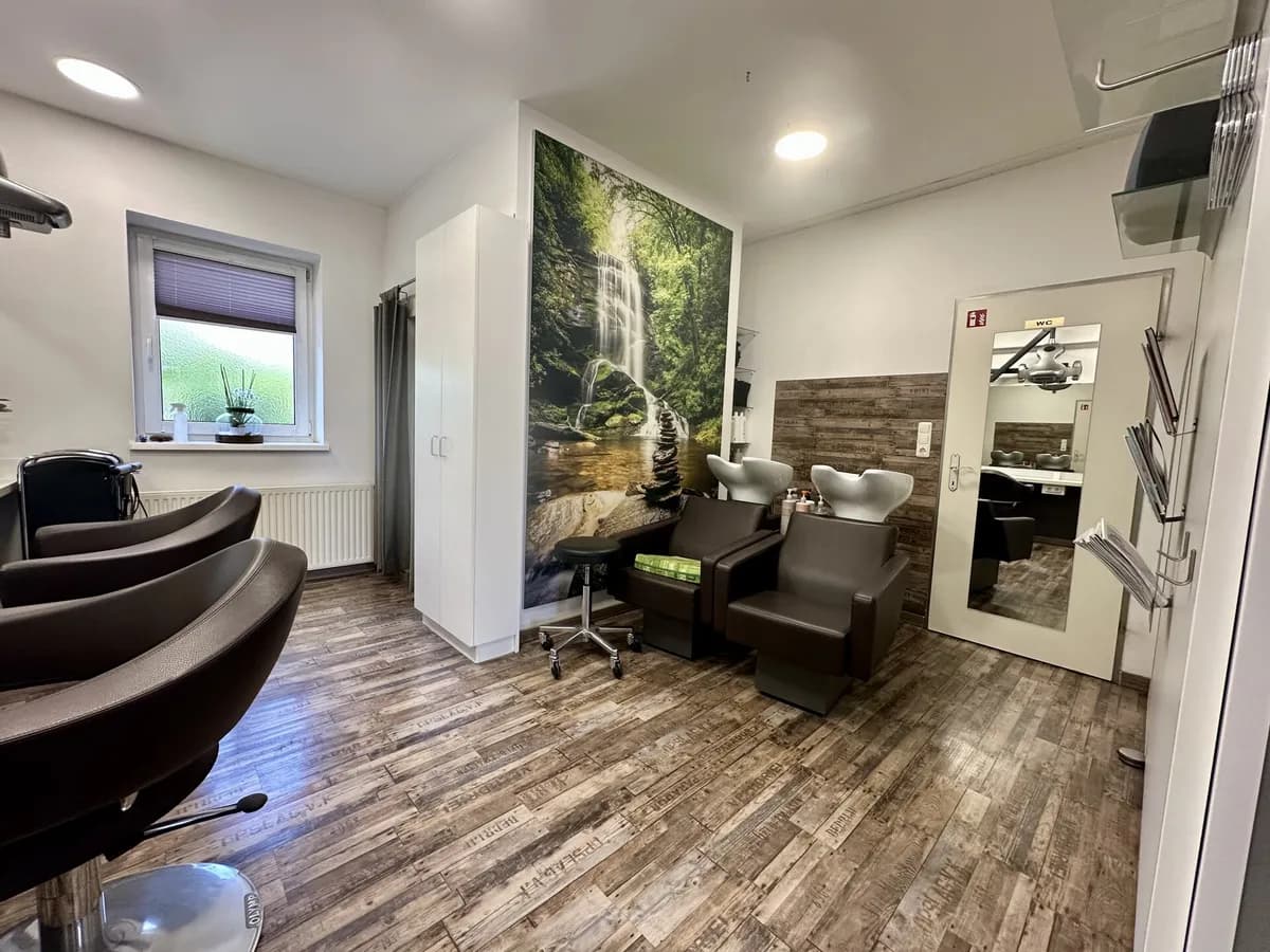 4-Zimmer-Gewerbeimmobilie kaufen in Baden – 147 m², € 599.000 – Bild 28 von 46