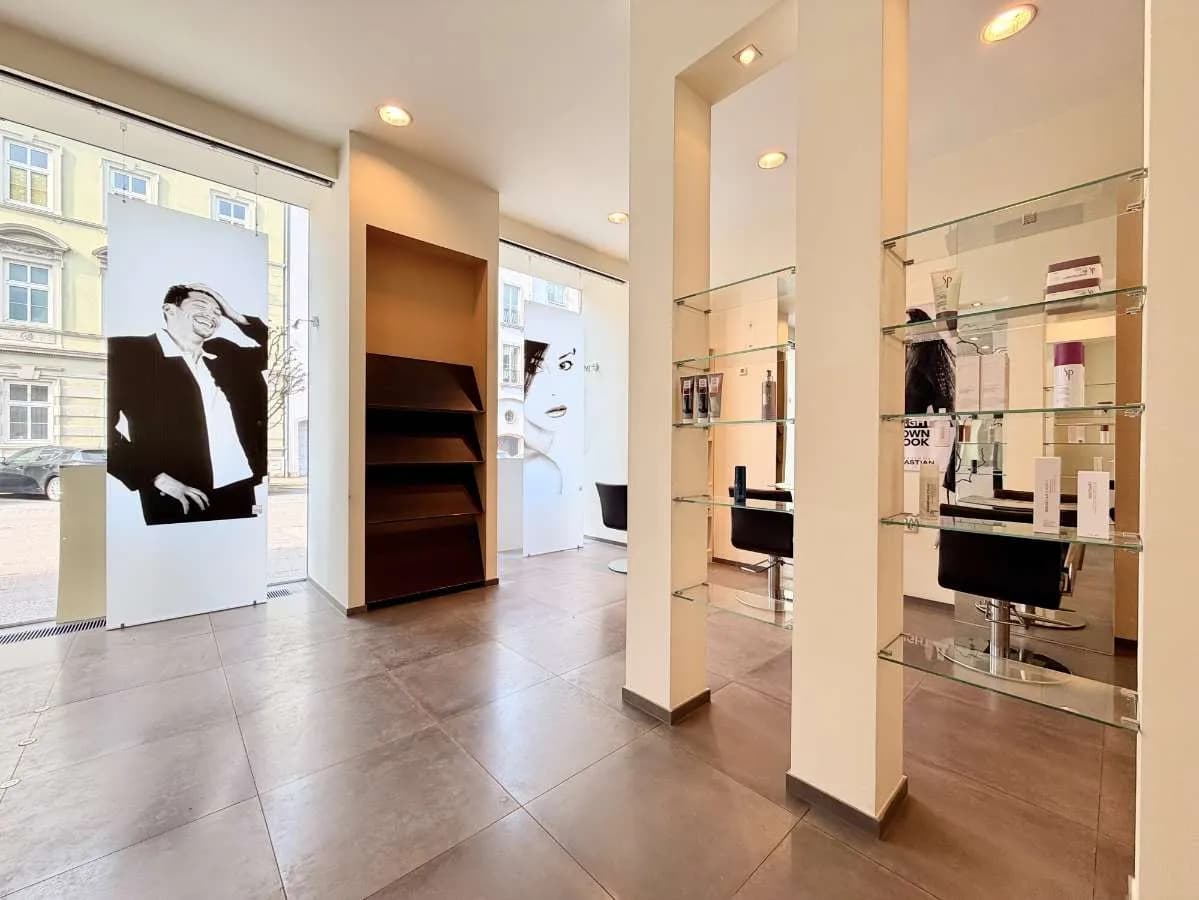 3-Zimmer-Gewerbeimmobilie mieten in Steyr – 120 m², € 1.473