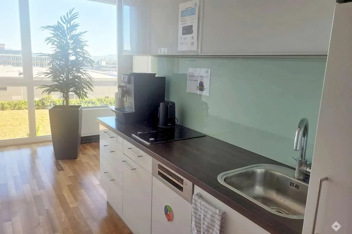 Gewerbeimmobilie mieten in Salzburg-Umgebung – 461 m², € 7.609 – Bild 5 von 6
