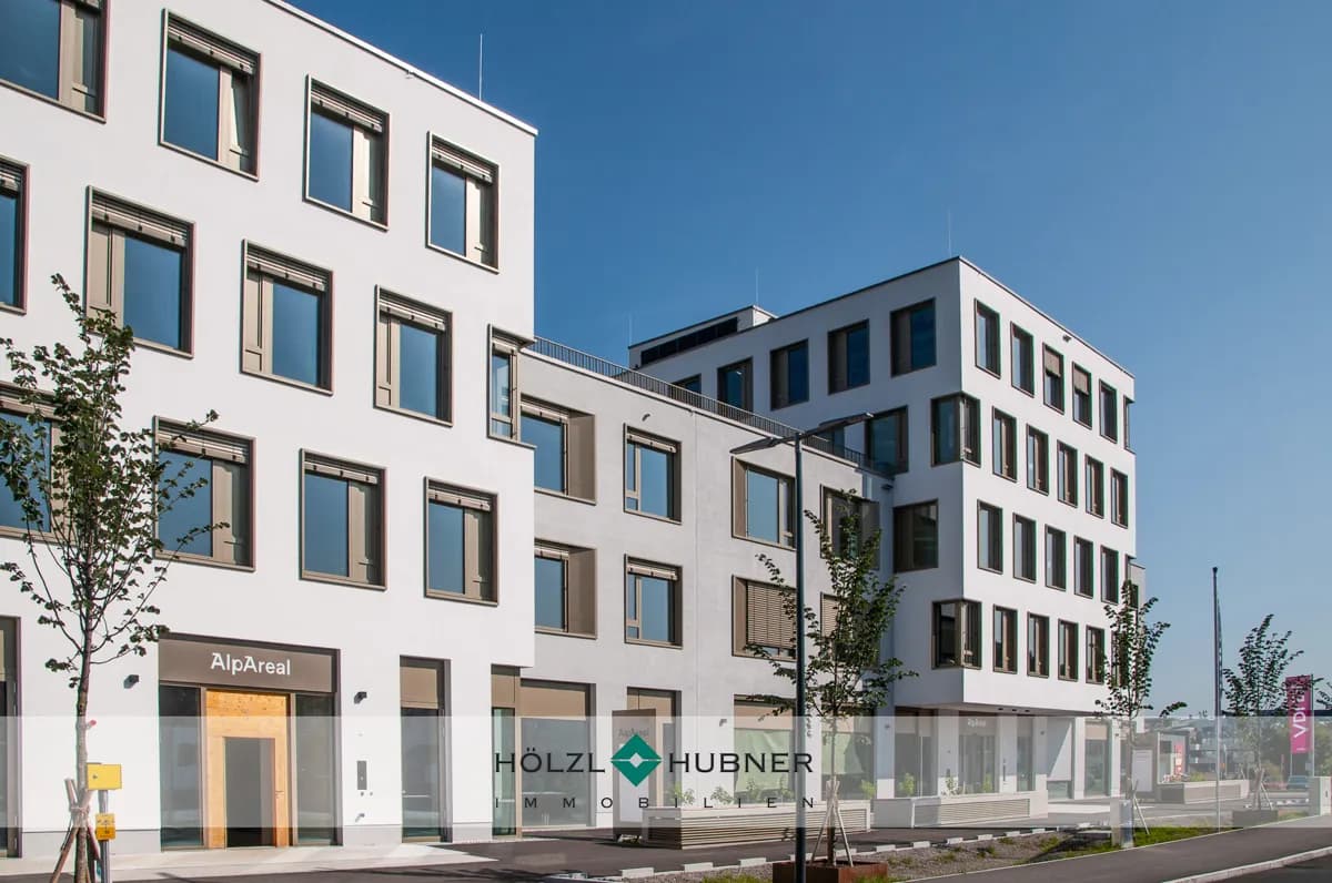 Gewerbeimmobilie mieten in Salzburg-Umgebung – 386 m², € 8.579