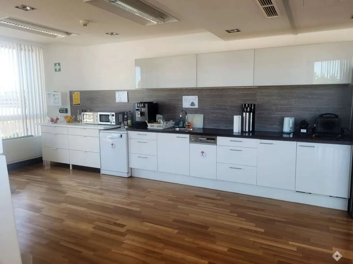 Gewerbeimmobilie mieten in Salzburg-Umgebung – 404 m², € 6.657 – Bild 5 von 6