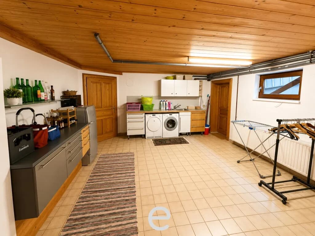 12-Zimmer-Immobilie kaufen in Linz Land – 633 m², € 1.495.000 – Bild 41 von 46