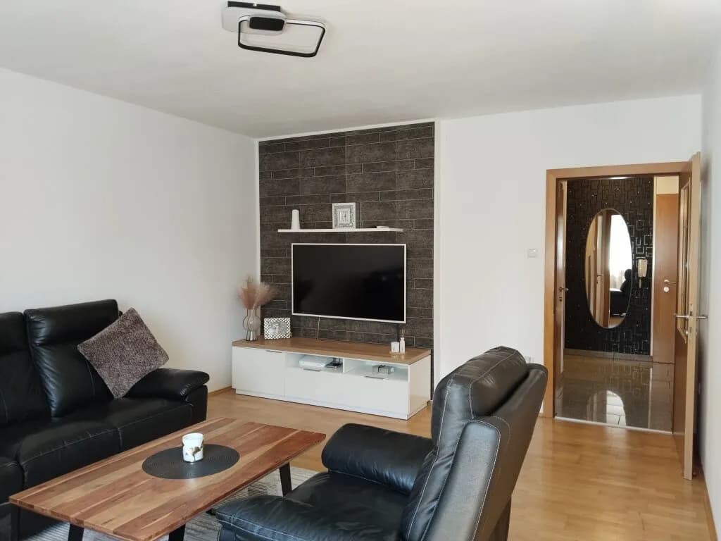 3-Zimmer-Wohnung kaufen in Linz – 74 m², € 207.000 – Bild 2 von 14