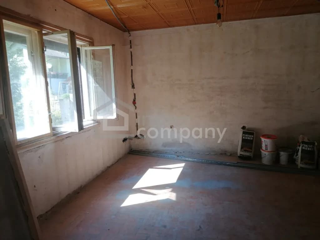 Haus kaufen in Wiener Neustadt Land – 130 m², € 279.000 – Bild 2 von 8