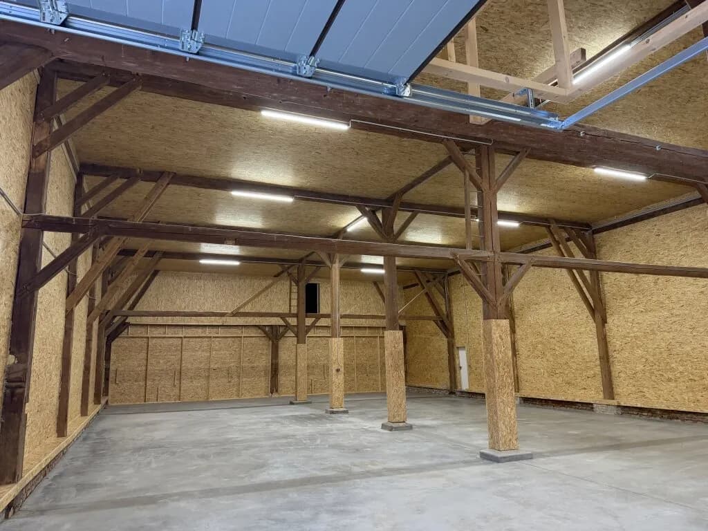 Gewerbeimmobilie mieten in Wels – 500 m², € 2.083