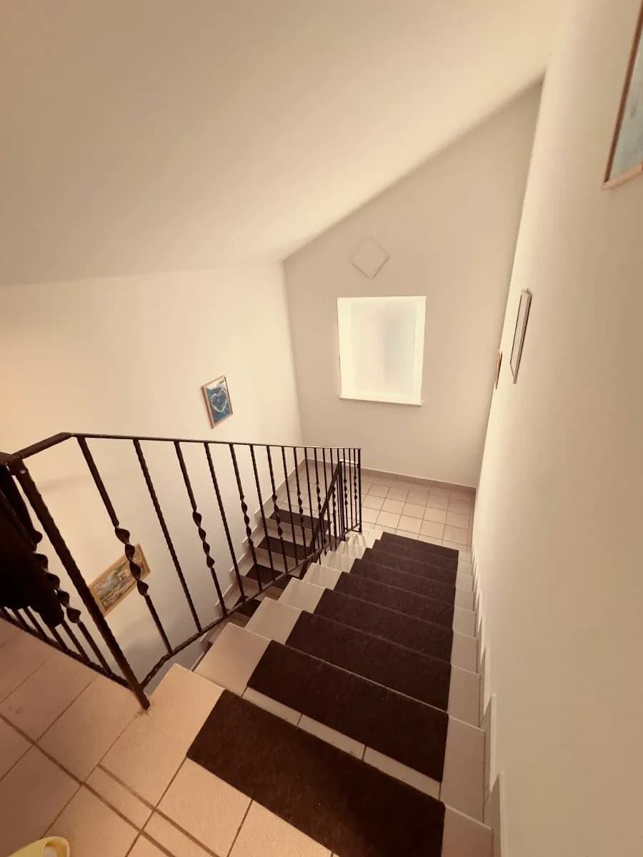 9-Zimmer-Gewerbeimmobilie mieten in Mödling – 280 m², € 2.650 – Bild 16 von 22