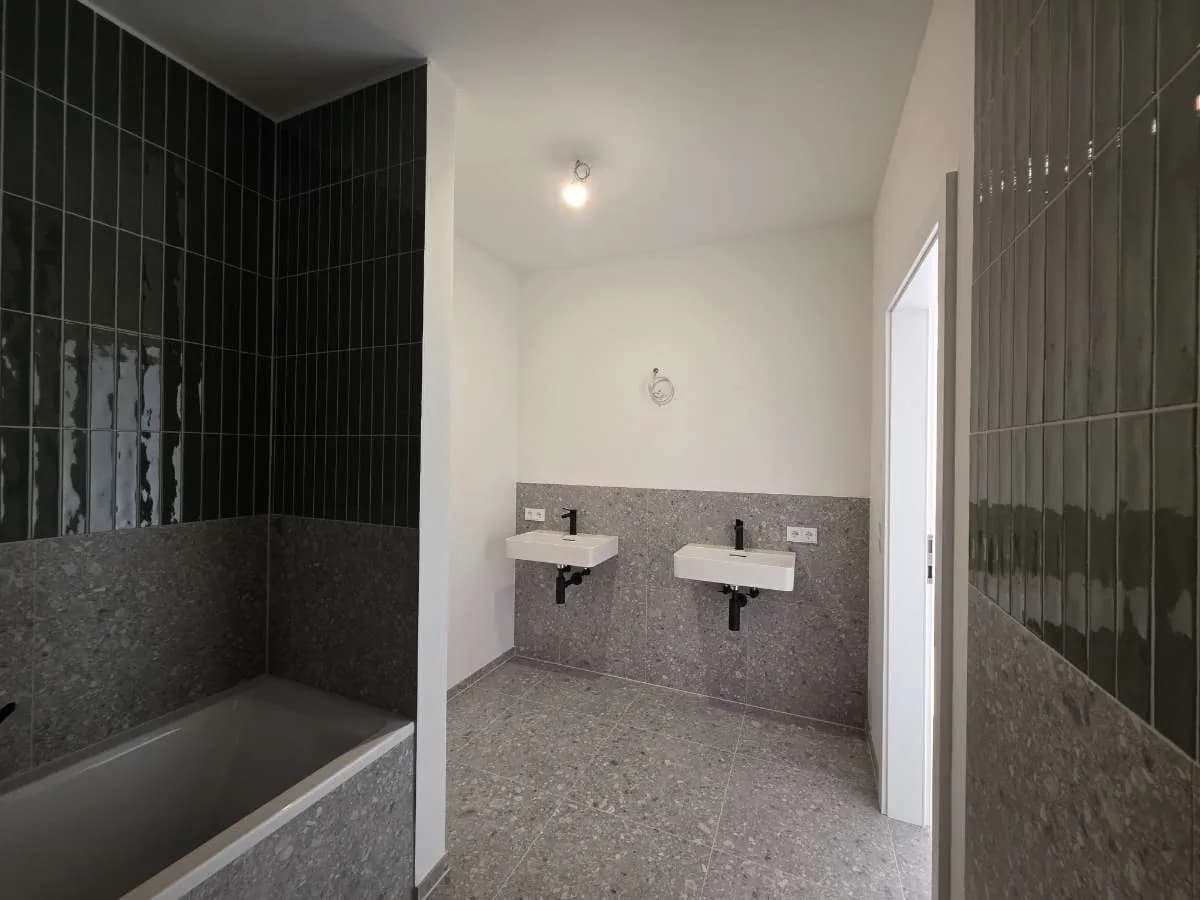 4-Zimmer-Wohnung mieten in Linz – 147 m², € 2.970 – Bild 18 von 38