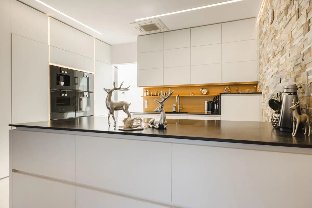 7-Zimmer-Wohnung kaufen in Gmunden – 221 m², € 1.980.000 – Bild 5 von 6