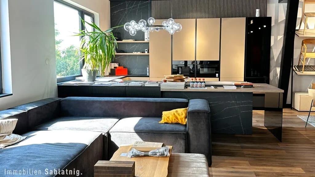 Gewerbeimmobilie mieten in Graz – 420 m², € 3.336