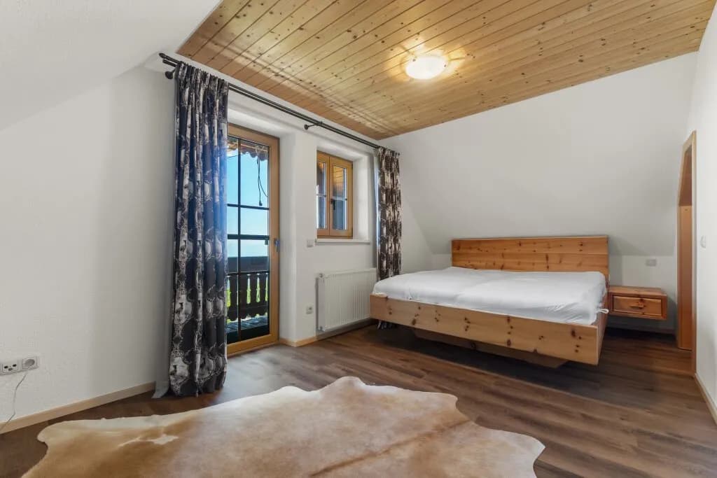 4-Zimmer-Haus kaufen in Feldkirchen – 152 m², € 649.000 – Bild 5 von 14