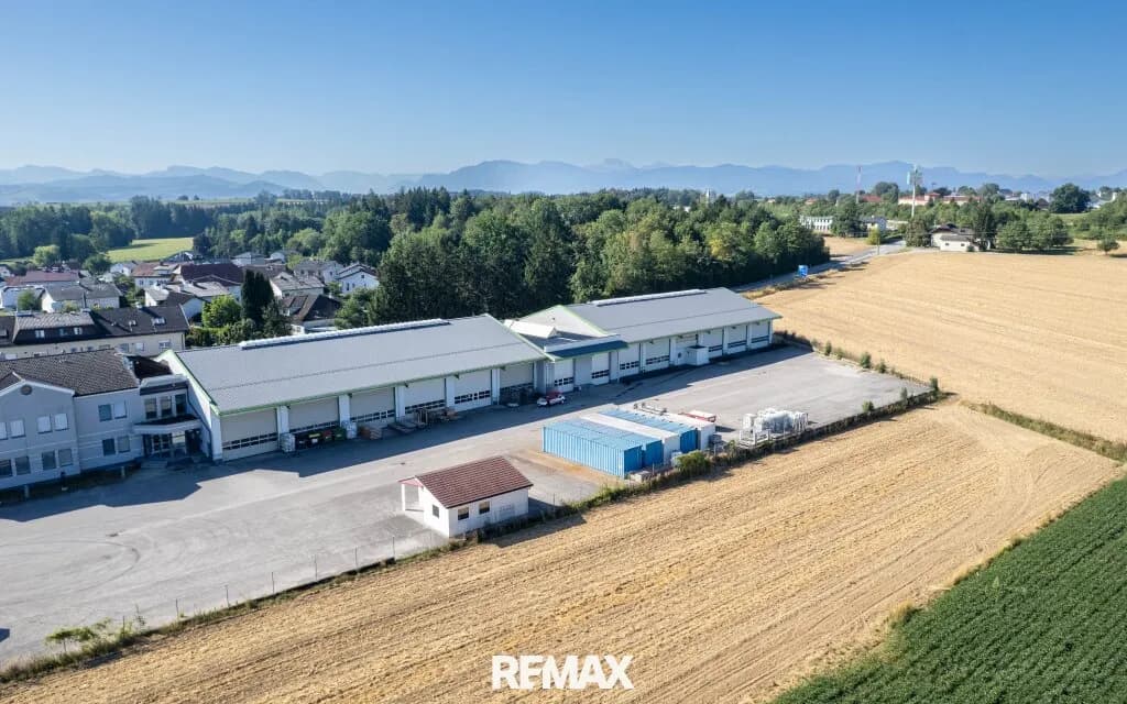 Gewerbeimmobilie mieten in Kirchdorf an der Krems – 985 m², € 5.600 – Bild 2 von 11