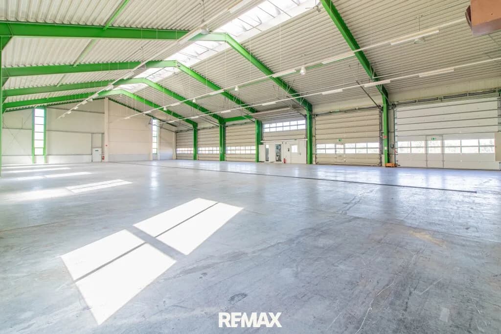 Gewerbeimmobilie mieten in Kirchdorf an der Krems – 985 m², € 5.600 – Bild 5 von 11