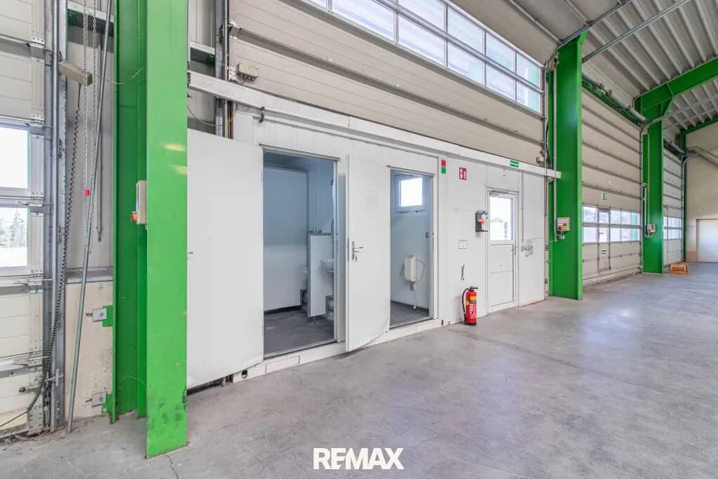 Gewerbeimmobilie mieten in Kirchdorf an der Krems – 985 m², € 5.600 – Bild 6 von 11
