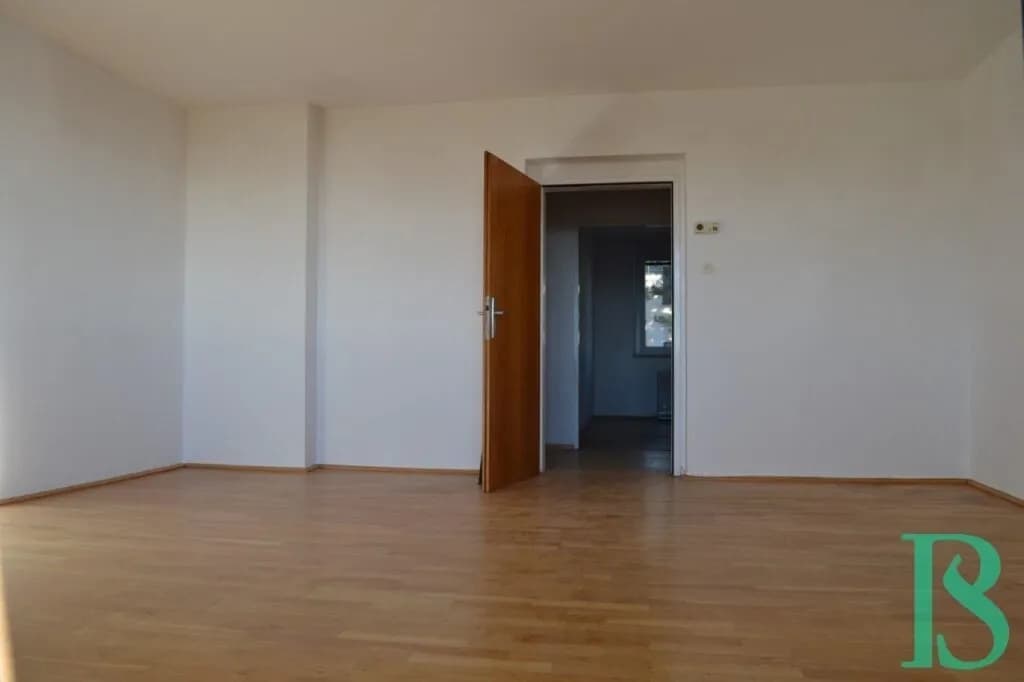 4-Zimmer-Wohnung mieten in Linz – 95 m², € 998 – Bild 7 von 25