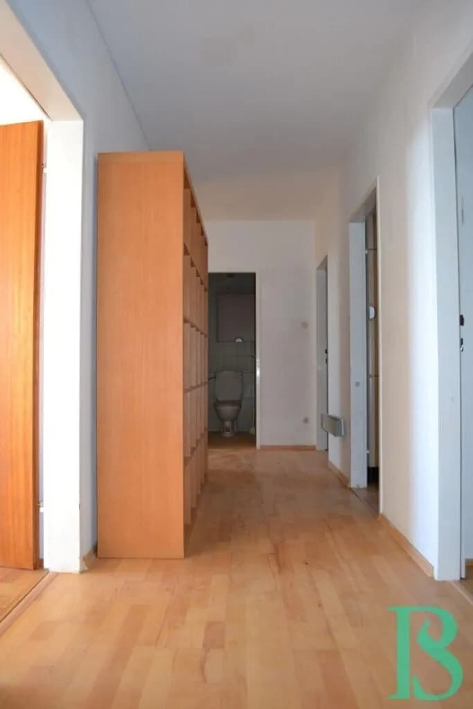 4-Zimmer-Wohnung mieten in Linz – 95 m², € 998 – Bild 8 von 25