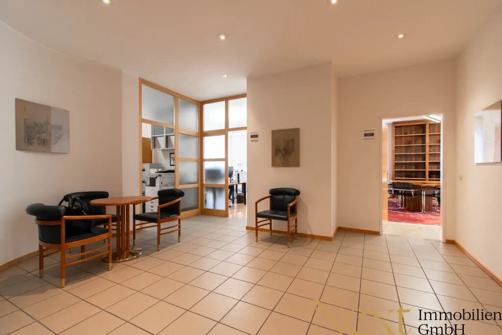 5-Zimmer-Gewerbeimmobilie mieten in Linz – 233 m², € 2.827 – Bild 3 von 18