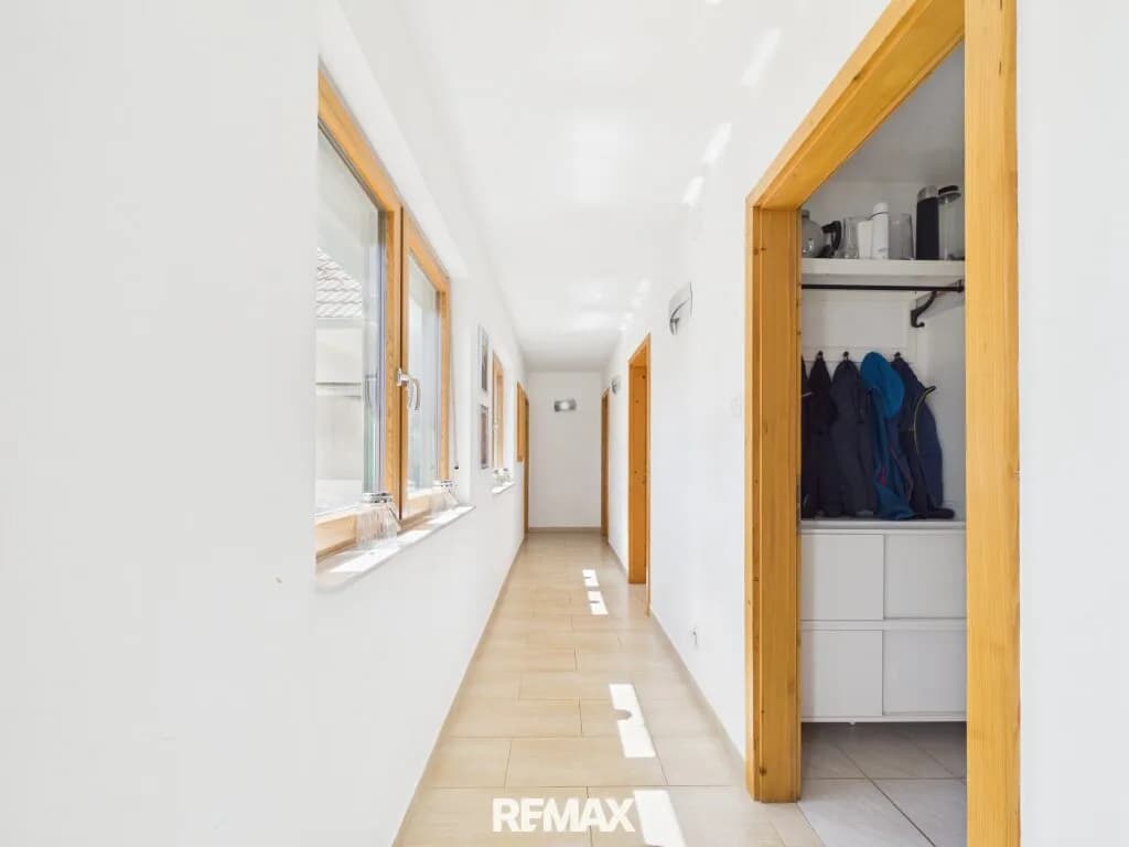 5-Zimmer-Haus kaufen in Neusiedl am See – 185 m², € 399.900 – Bild 7 von 18