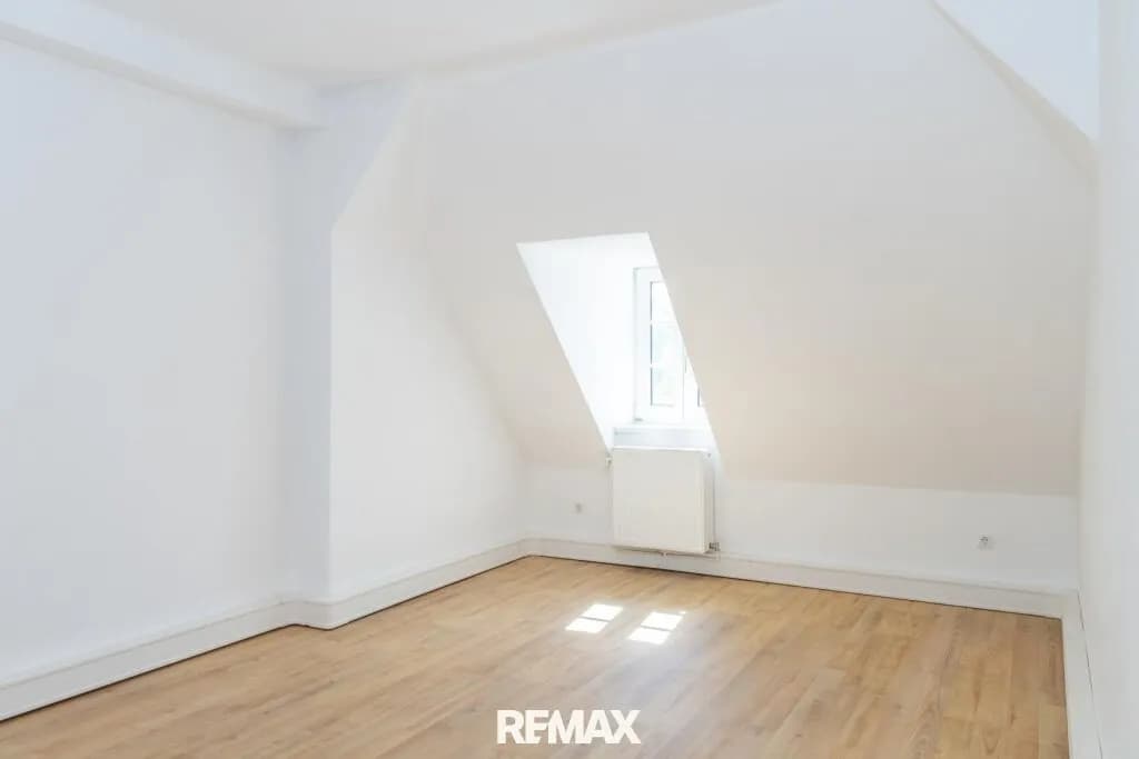 6-Zimmer-Gewerbeimmobilie mieten in Steyr – 230 m², € 1.800 – Bild 7 von 10