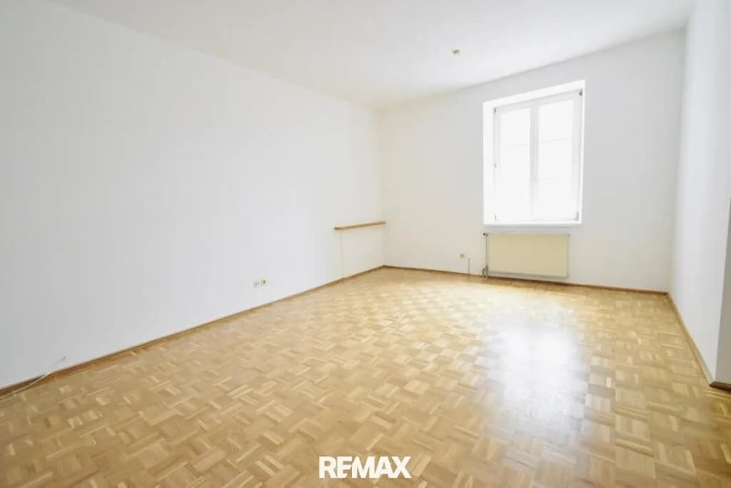 Gewerbeimmobilie mieten in Steyr – 52 m², € 256