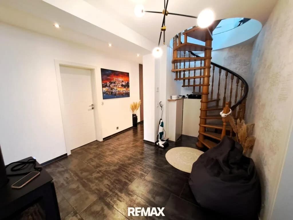 7-Zimmer-Wohnung kaufen in Steyr-Land – 290 m², € 738.000 – Bild 11 von 39