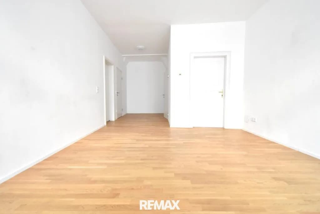 1-Zimmer-Gewerbeimmobilie mieten in Steyr – 42 m², € 416 – Bild 3 von 9