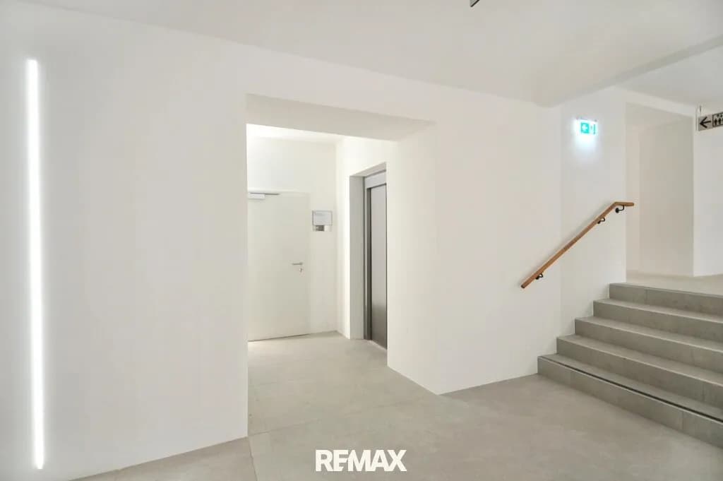 1-Zimmer-Gewerbeimmobilie mieten in Steyr – 42 m², € 416 – Bild 7 von 9