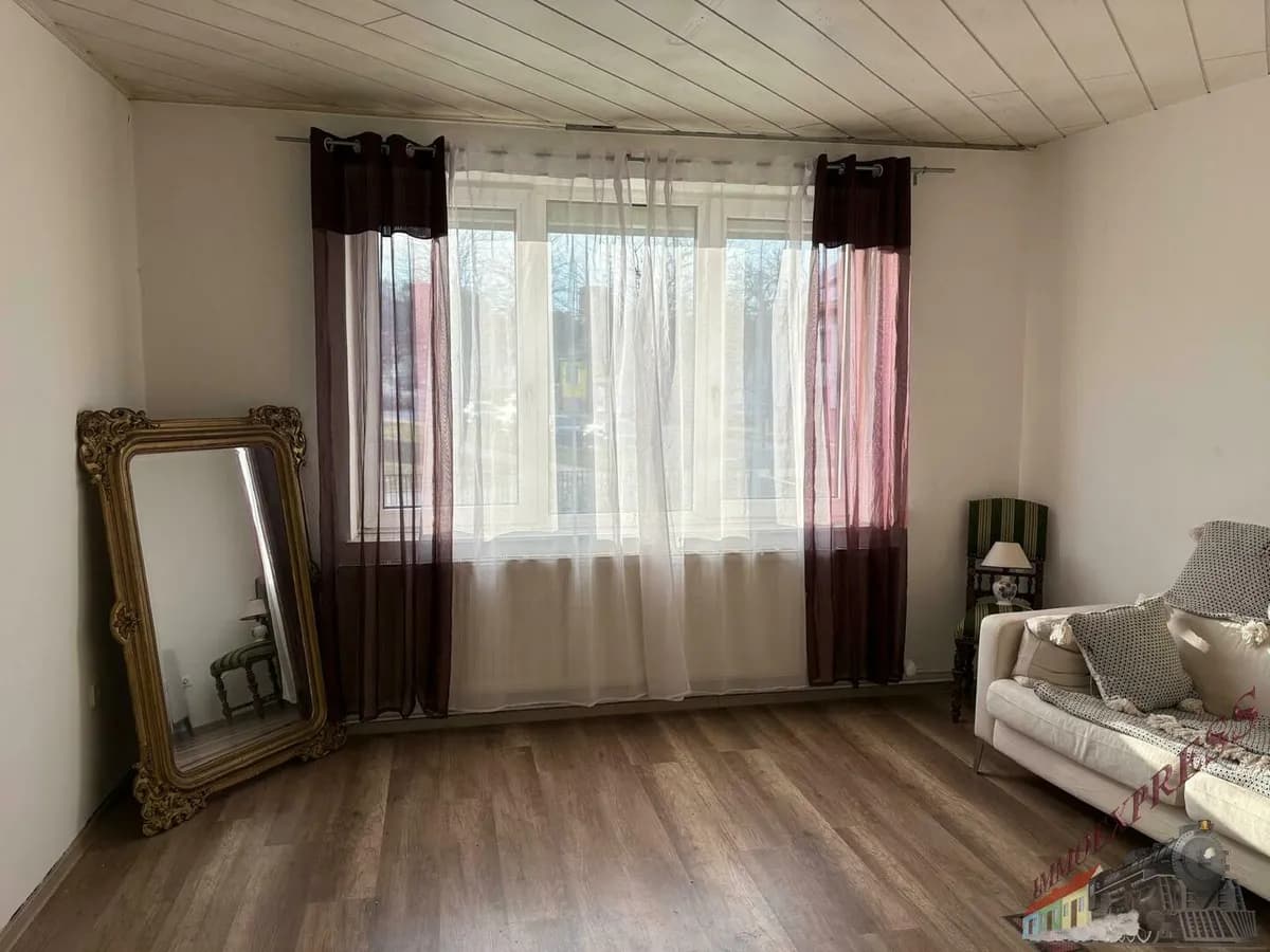 10-Zimmer-Haus mieten in Mattersburg – 700 m², € 2.430 – Bild 3 von 42
