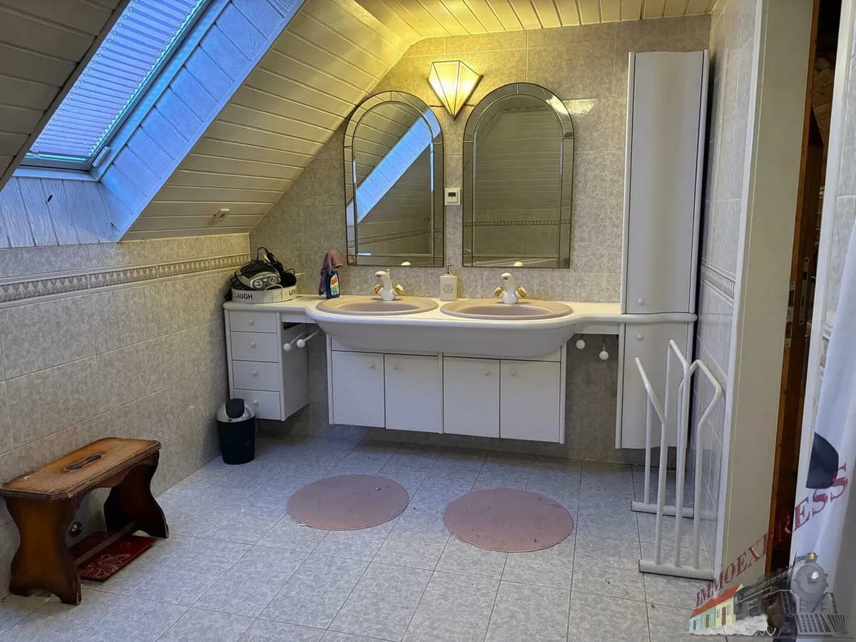 10-Zimmer-Haus mieten in Mattersburg – 700 m², € 2.430 – Bild 8 von 42