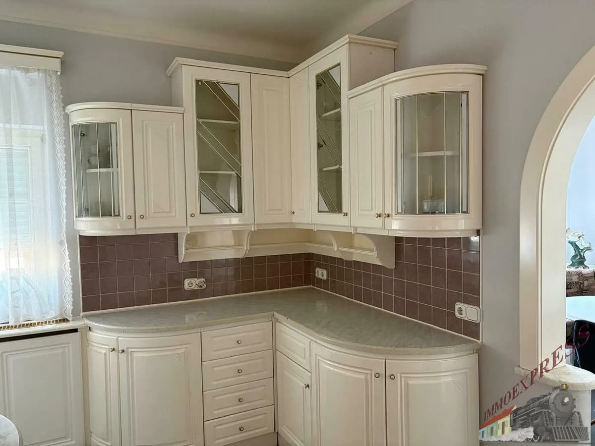 10-Zimmer-Haus mieten in Mattersburg – 700 m², € 2.430 – Bild 12 von 42